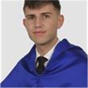 Profesor titulado en Química por la Universidad de Granada, con ganas de enseñar, impartiendo clases desde 2022