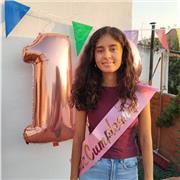 Profesora nativa de inglés que imparte clases a niños de entre 5 a 12 años