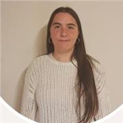 Ofrezco clases particulares de catalán, castellano e inglés para alumnos de primaria y ESO. Ayudo con gramática, vocabulario, comp