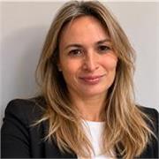 Persona dinámica y multilingüe; clases de español para extranjeros y clases de Holandes, ingles o frances para españoles.