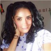 Maestra de español lectura escritura maestra de baile hawaiano árabe