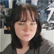 Englisch-Tutor die Kinder der alters klassen ab der ersten bis zur achten unterrichtet