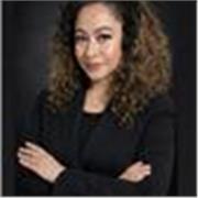 Lic. En Relaciones Internacionales y capacitada para dar lecciones de español