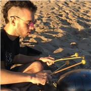 Baterista/Percusionista con experiencia ofrece clases para todos los niveles y estilos