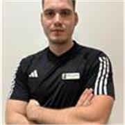 Personal trainer a Roma con 2 anni di esperienza e 2 anni come istruttore di sala inoltre mi occupo anche di corsi di gruppo