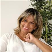 Se vuoi imparare spagnolo di una persona madrelingua, laureata in educazione.  Chiamami