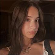 Sono una studentessa universitaria di Lingue e Letterature e impartisco ripetizioni di inglese e francese per medie e superiori