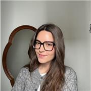 Profe de Biología, también enseño inglés, química, lengua, en general clases de apoyo de primaria y ESO y bach de ciencias