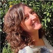 Acompaño a jóvenes para que puedan realizar sus sueños y a liderar su futuro y a personas adultas que necesiten dar un giro a su vida