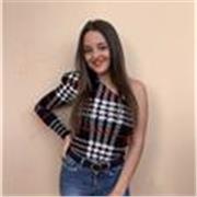 Chica de 21 años, española imparte clases a niñ@s de primaria