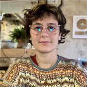 Je peux enseigner les matières scientifiques et le français. Pour tout âge. Jusqu’au niveau bac. Pour des adultes aussi