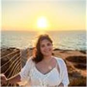 Ripetizioni in tutte le materie base di scuola elementare, media e superiore. Laureata in lingue e letterature straniere e con esperienza di ripetizioni nel corso degli anni