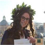 Laureata in scienze dell'educazione, sto studiando per insegnare storia e filosofia, ma ho competenze anche in scienze umane