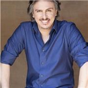 Offro lezioni di canto lirico forte di un bagaglio artistico acquisito sul campo nei palcoscenici di tutto il mondo.