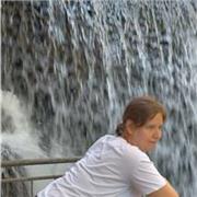 Ragazza diplomata in lingue offre lezioni di inglese, francese e tedesco