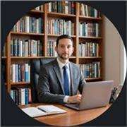 Professor de curso superior com mais de 25 de experiência na indústria