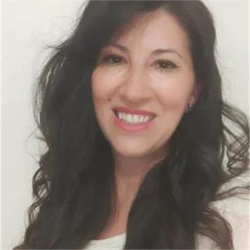 María
