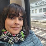 Englischlehrerin und Englischprofessorin im UNRC(Arg) Spanischlehrerin im akademischen Bereicht. Examiner an Englischen Prüfungen