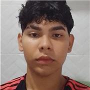 Graduado hace 1 año con excelente promedio en matemáticas y física matemática, con una muy buena fluidez en los numeros