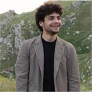 Laureato in triennale e magistrale di storia e filosofia da lezioni private per ragazzi delle superiori