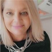 English tutor providing lessons for all ages