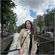 Profesora particular con experiencia para niños de Primaria y ESO que necesiten un refuerzo. 