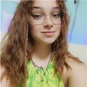 Disponibile per lezioni di inglese (speaking o grammatica) fino a livello B2