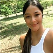 Soy comunicadora social, pero tengo experiencia con con enseñanza en los niños