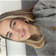 Graduada en Magisterio de Educación Primaria. Especializada en PT y AL. 3 años de experiencia como tutora. 