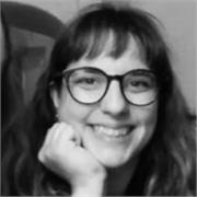 Imparto clases de Historia del arte e Historia, a parte de otras materias relacionadas con el arte. Soy graduada en Historia del arte.