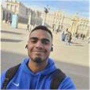 Profesor de inglés imparte clases partículas a personas de cualquier edad. También se dictan clases de matemáticas