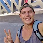 Italian tutor teaches to students of all ages