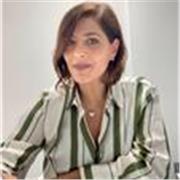 Laureata in scienze delle comunicazioni. Master in e-commerce management