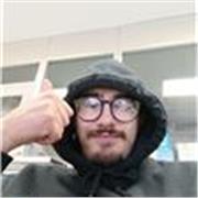 Cerchi un tutor per un parere, consigli o apprendere nuove skills grafiche? Scrivimi che ne parliamo 