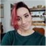 Insegnante bilingue (italiana e inglese) con esperienza pluriennale per adulti e ragazzi