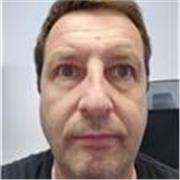 Profesor titulado en Electrónica apto para todos los niveles y edades con amplia experiencia en el sector industrial