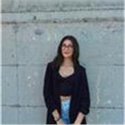 Sono una studentessa che offre supporto didattico nelle materie umanistiche e nelle lingue, che si svolge interamente online.