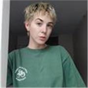 Estudiante de Filosofía en la Universidad de Barcelona, actualmente cursando 3r curso en la USC con una beca de estudio. Me apasiona explicar, dar clases y divulgar sobre filosofía