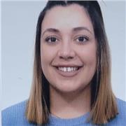 Soy maestra de Educación Infantil. 
Soy de Motril y me desplazo hacia el domicilio del alumno/a