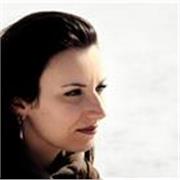 Laureata in Canto Jazz al Cons. Santa Cecilia di Roma, impartisco lezioni di Canto e Musica. (esperienza di 7 anni per istituti privati)