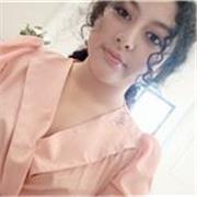 Maestra de apoyo escolar especializada en clases para niños de educación básica y media superior