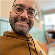 Laureato in farmacia offre lezioni di biologia per bambini e ragazzi di tutte le età. Approccio dinamico e moderno.
