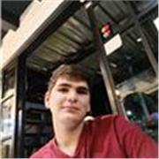 Estudiante universitario con nivel B2 capaz de dar clases o refuerzos a estudiantes de cualquier edad