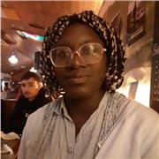 Prof novice passionné par histoire et les légendes donne des cours de soutien.