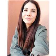 Me defino como una persona organizada y comunicativa.
