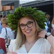 Sono una laureata in Scienze biologiche impartisco lezione di biologia, ma anche aiuto compiti per ragazzi di medie ed elementari