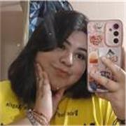 Profesora en formación ofrece clases de biología, y materias relacionadas al arte