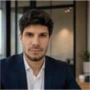 Offro percorsi peronsalizzati relativi all'intelligenza artificiale generativa, cos'è ed i suoi utilizzi