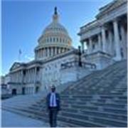 Profesor de ingles, comunicación y todo lo que sea humanidades.