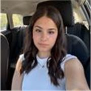 Profesora de apoyo, estudiante. Ayudo con matemáticas, inglés, lengua y apoyo escolar
